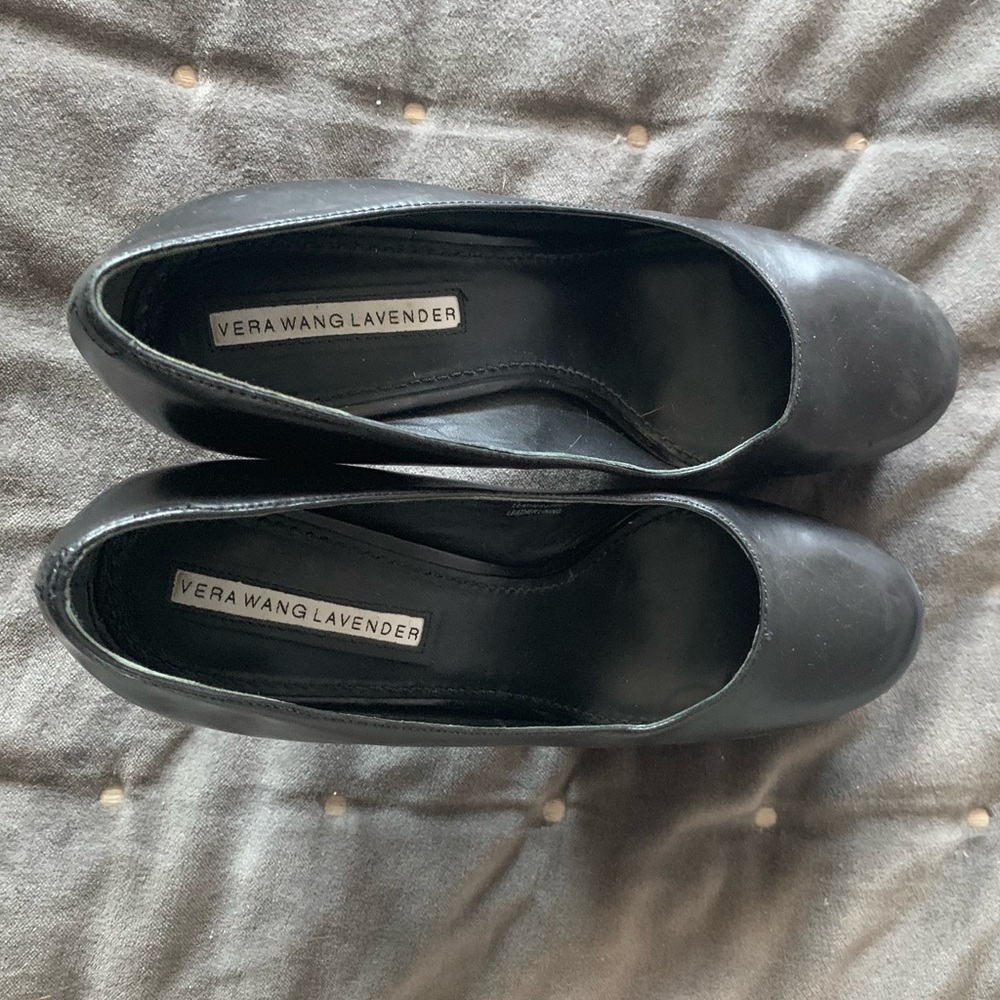 Vera Wang Lavender Black Leather Pumps